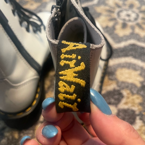 Dr Martens boots - Picture 3 of 6